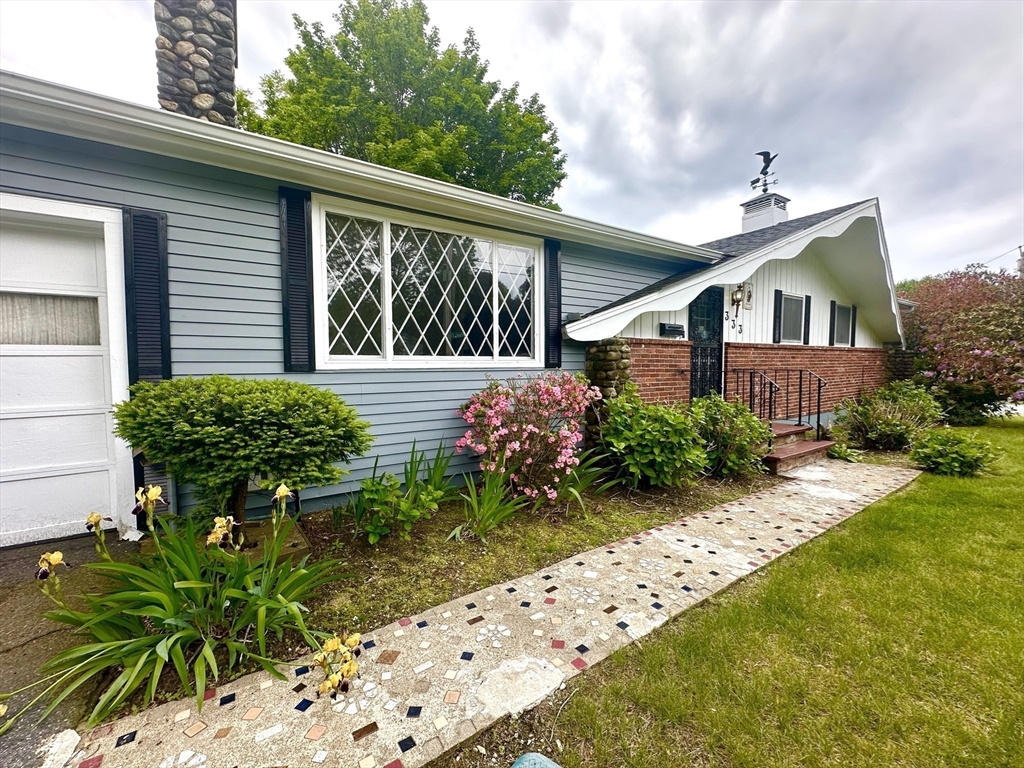 333 Clark Road Lowell, MA 01852 - Photo 2 of 27