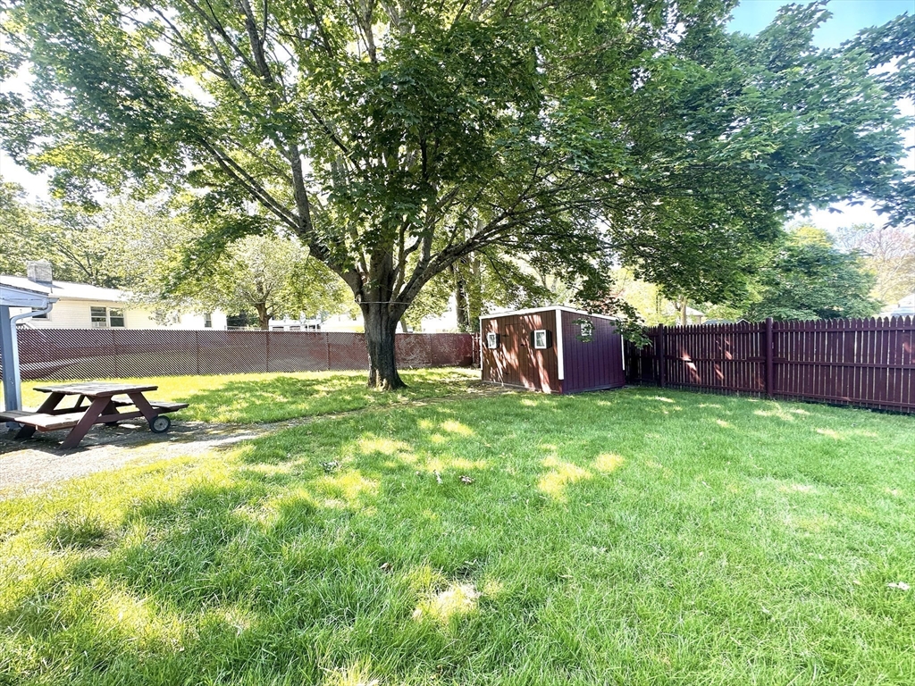 333 Clark Road Lowell, MA 01852 - Photo 6 of 27