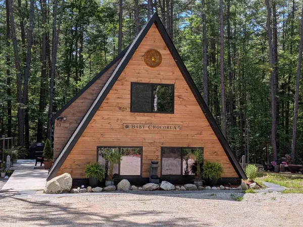 $475,000 | 83 Chipmunk Lane, Tamworth, NH 03817