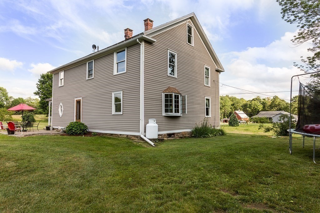 313 Utley Road New Braintree, MA 01531 - Photo 29 of 41