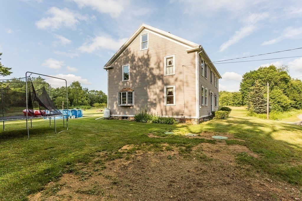 313 Utley Road New Braintree, MA 01531 - Photo 30 of 41