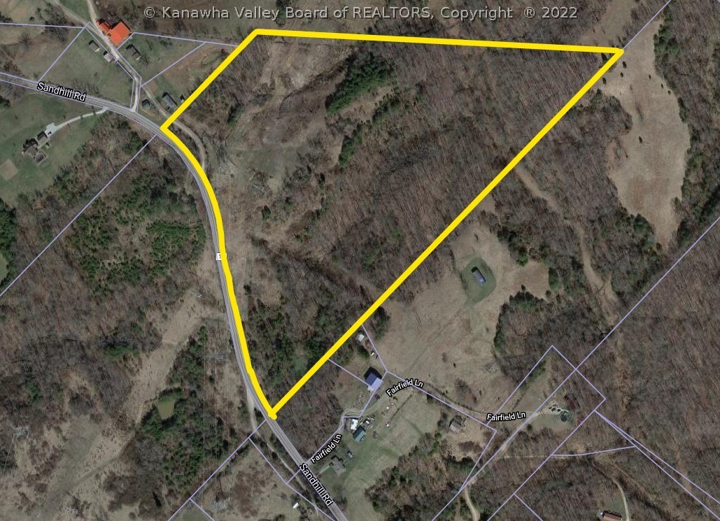 19576 Sandhill Rd, Letart, WV 25253