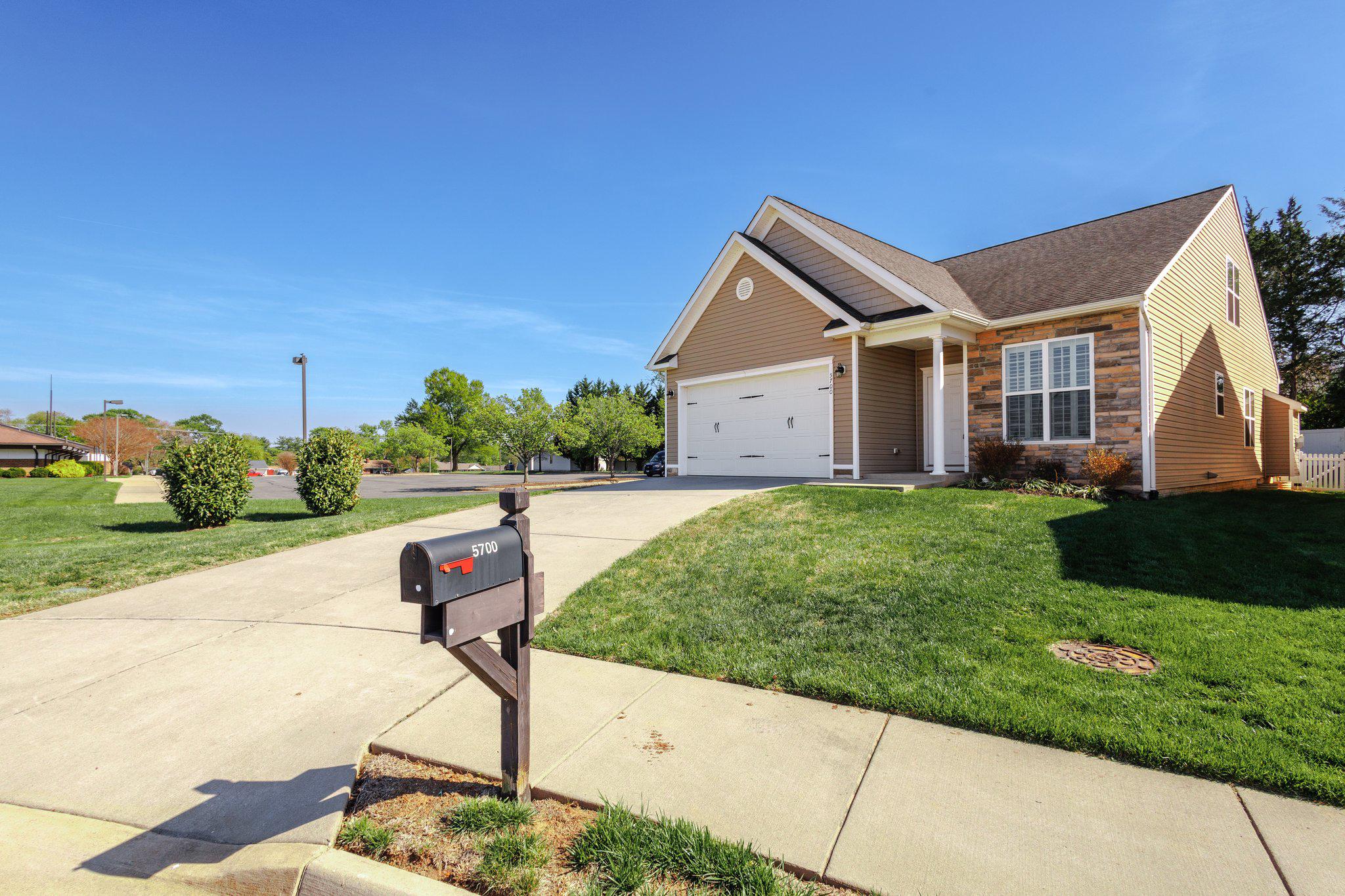 5700 Spring Arbor Circle Fredericksburg, VA 22407 - Photo 3 of 46 Charming home with inviting curb appeal.