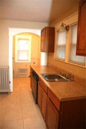 79 Edgemont Street Springfield, MA 01109 - Photo 9 of 16