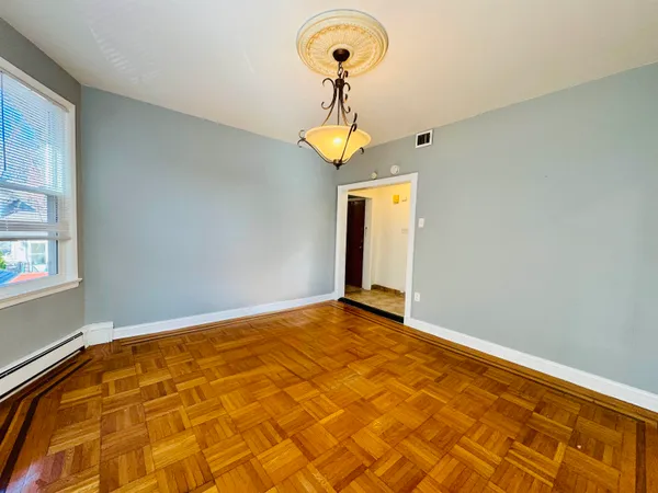 $2,500 | 69 West 39th Street, Unit 2, Bayonne, NJ 07002