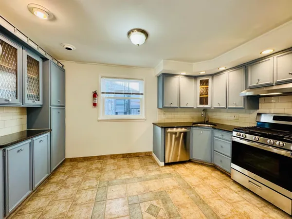 $2,500 | 69 West 39th Street, Unit 2, Bayonne, NJ 07002