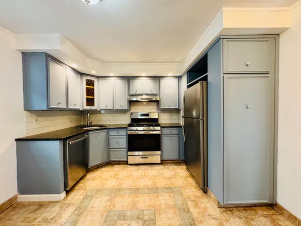 $2,500 | 69 West 39th Street, Unit 2, Bayonne, NJ 07002