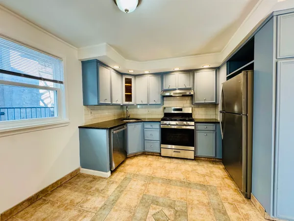 $2,500 | 69 West 39th Street, Unit 2, Bayonne, NJ 07002