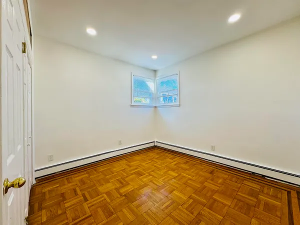 $2,500 | 69 West 39th Street, Unit 2, Bayonne, NJ 07002