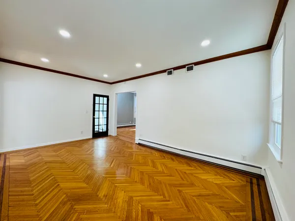 $2,500 | 69 West 39th Street, Unit 2, Bayonne, NJ 07002