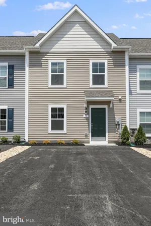 $270,000 | 79 Loblolly Drive, Bunker Hill, WV 25413