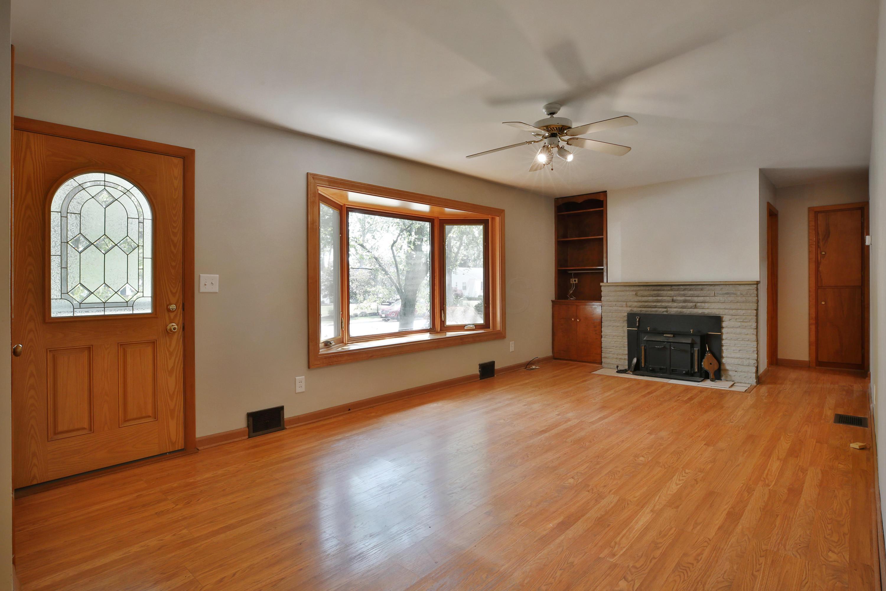 2408 Nottingham Road Columbus, OH 43221 - Photo 5 of 29 Gallery Image 5