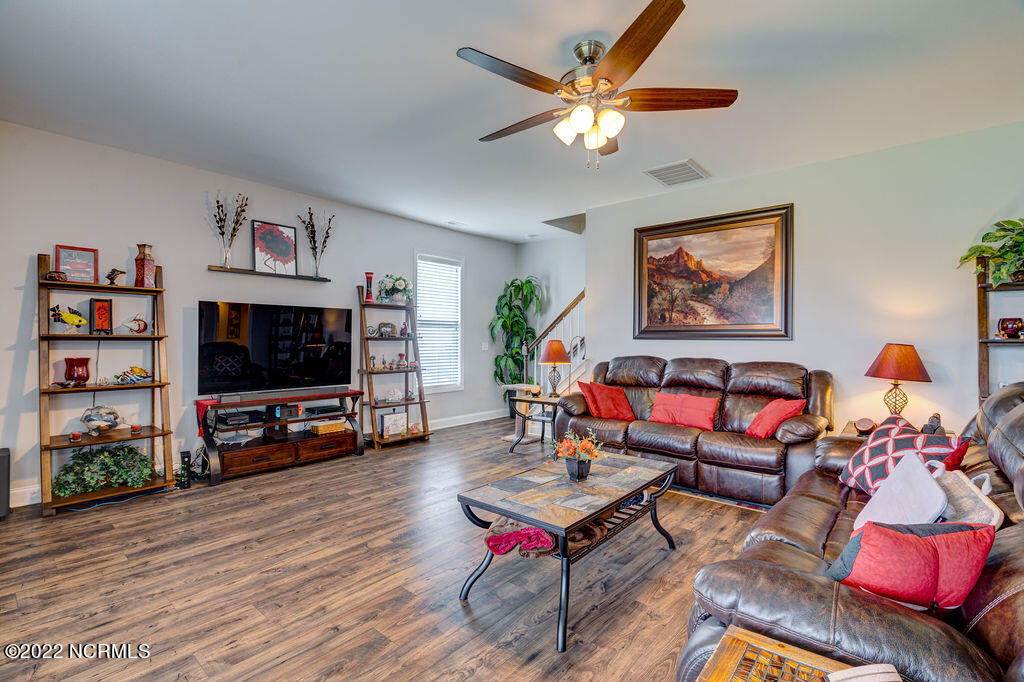 1517 Maple Ridge Road Wilmington, NC 28411 - Photo 13 of 49 1517MapleRidgeFinal-47