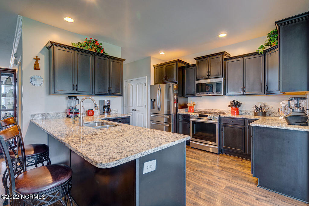 1517 Maple Ridge Road Wilmington, NC 28411 - Photo 6 of 49 1517MapleRidgeFinal-31