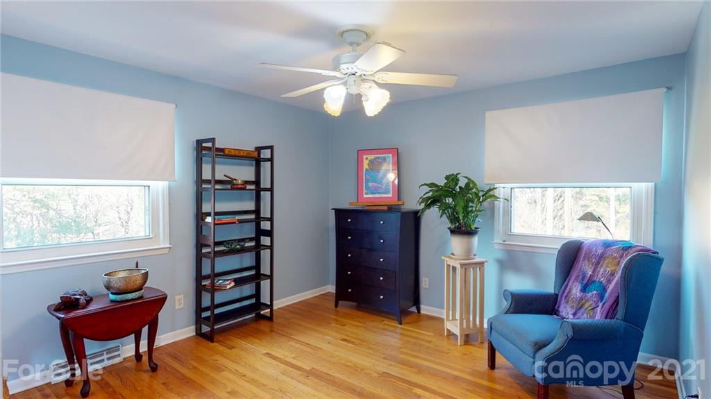 24 Allesarn Road Asheville, NC 28804 - Photo 21 of 46 Gallery Image 21