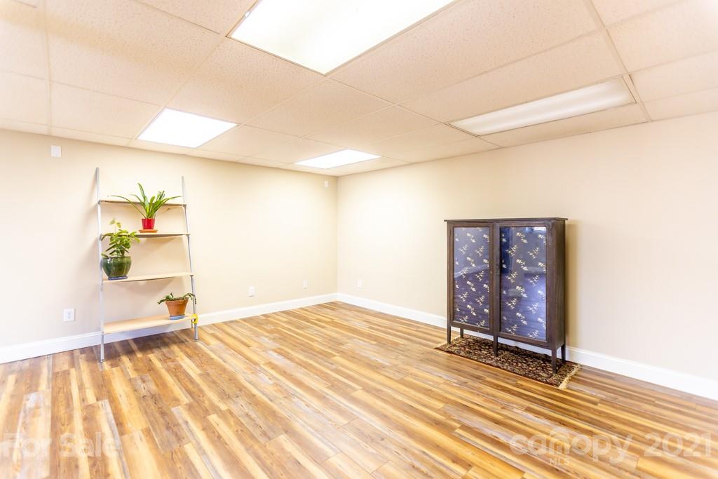 24 Allesarn Road Asheville, NC 28804 - Photo 27 of 46 Gallery Image 27