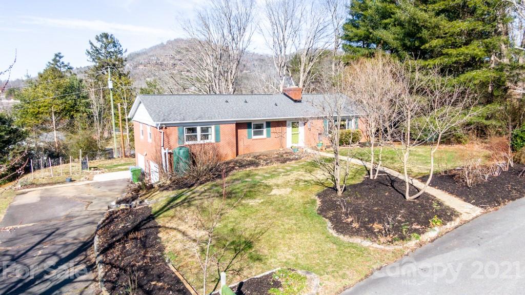 24 Allesarn Road Asheville, NC 28804 - Photo 38 of 46 Gallery Image 38