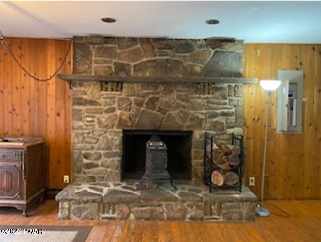 1004 Goose Pond Road Lake Ariel, PA 18436 - Photo 4 of 25