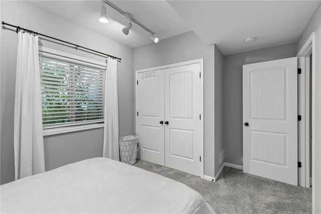 $480,000 | 4812 Southwest 5th Street, Blue Springs, MO 64014