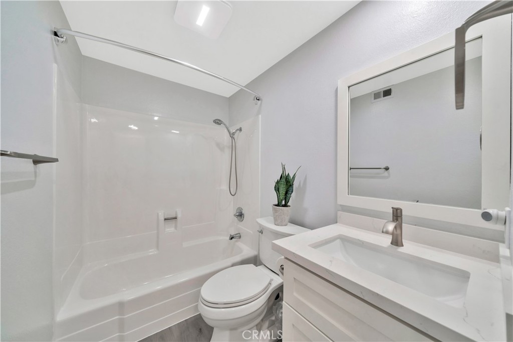 10065 Hidden Village Road Garden Grove, CA 92840 - Photo 16 of 34