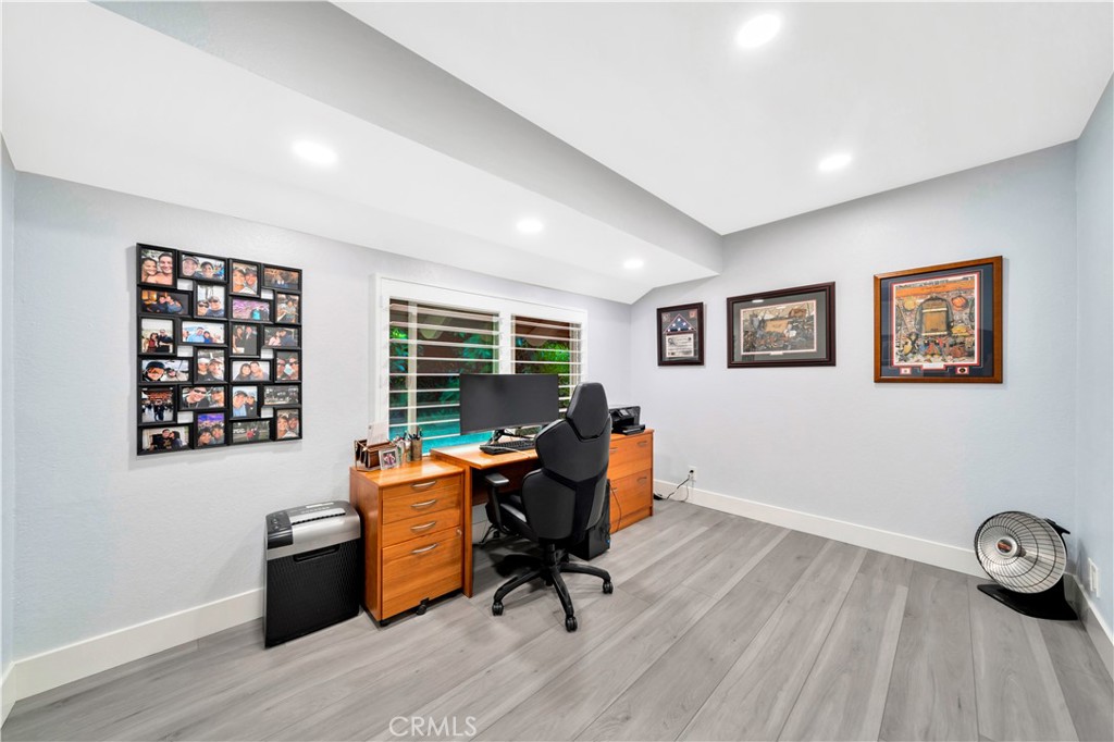 10065 Hidden Village Road Garden Grove, CA 92840 - Photo 20 of 34