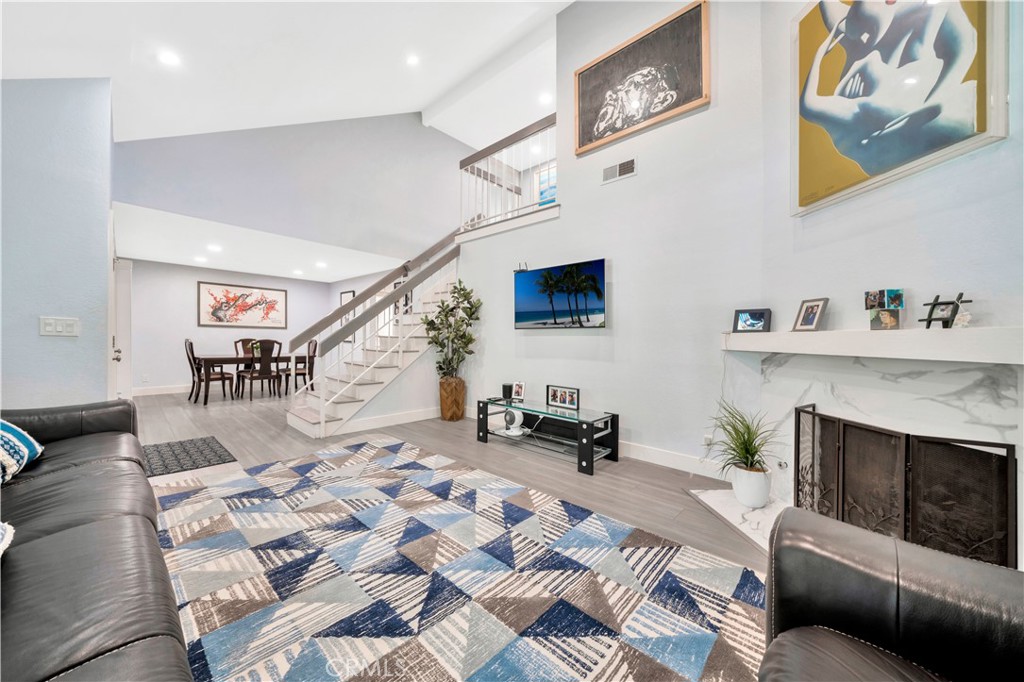 10065 Hidden Village Road Garden Grove, CA 92840 - Photo 5 of 34