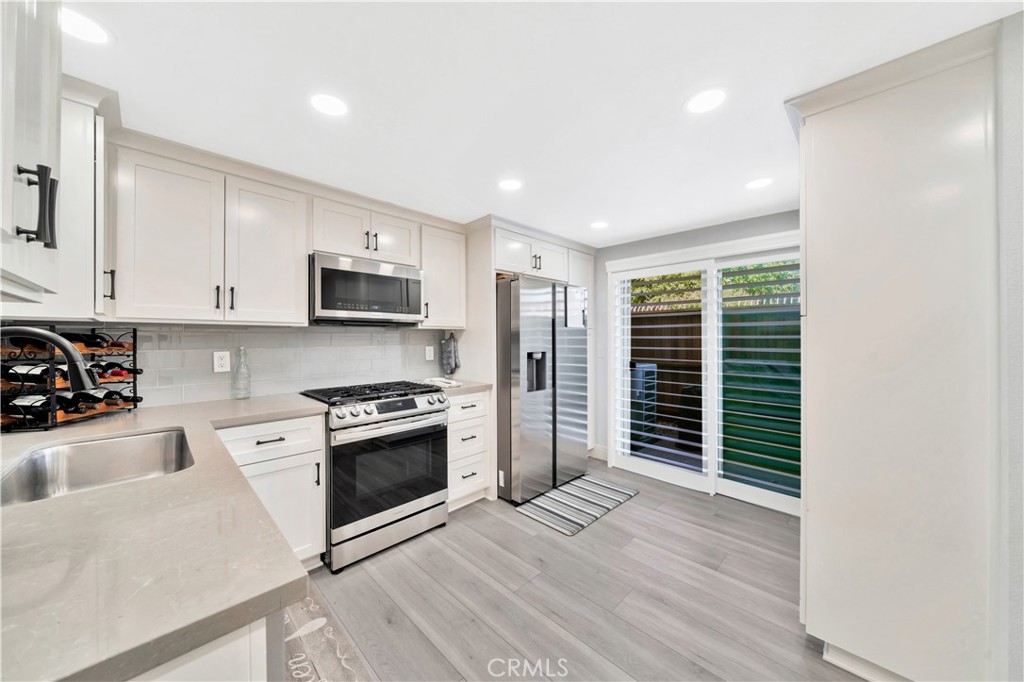 10065 Hidden Village Road Garden Grove, CA 92840 - Photo 9 of 34