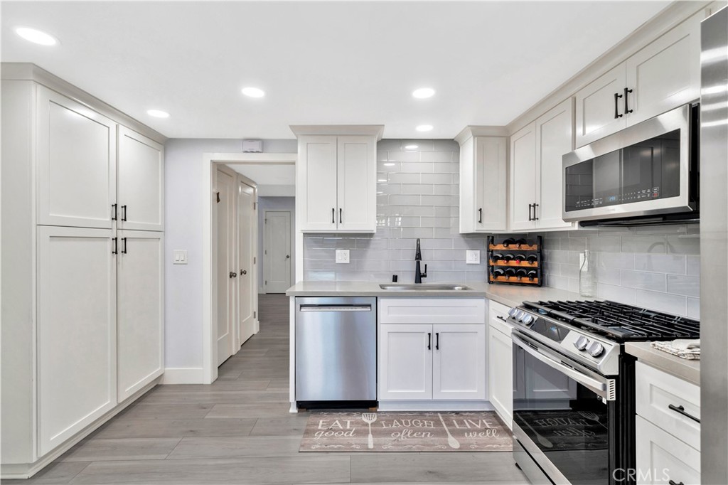 10065 Hidden Village Road Garden Grove, CA 92840 - Photo 10 of 34