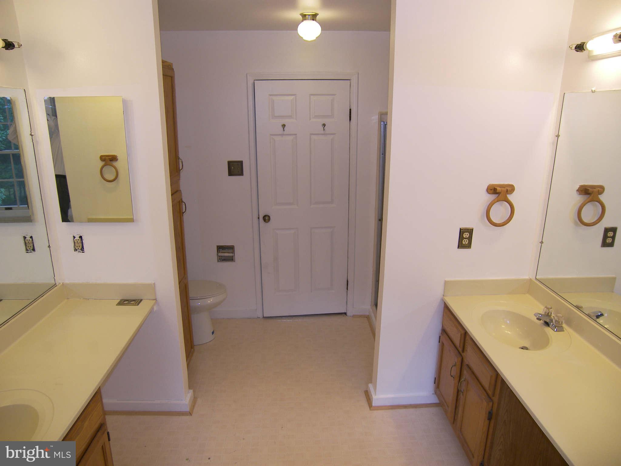 7027 Highbridge Road Bowie, MD 20720 - Photo 14 of 24 Bath (Master)