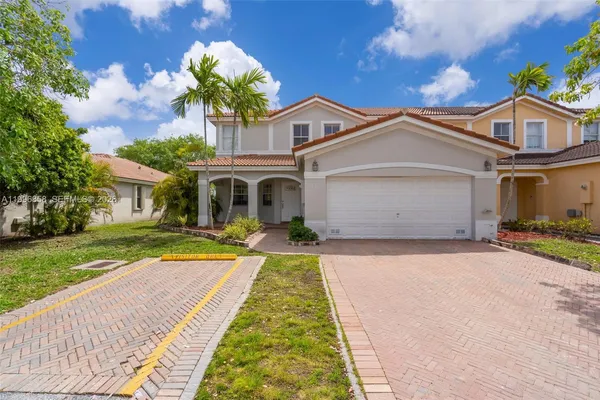 $650,000 | 16250 Southwest 44th Lane, Miami, FL 33185