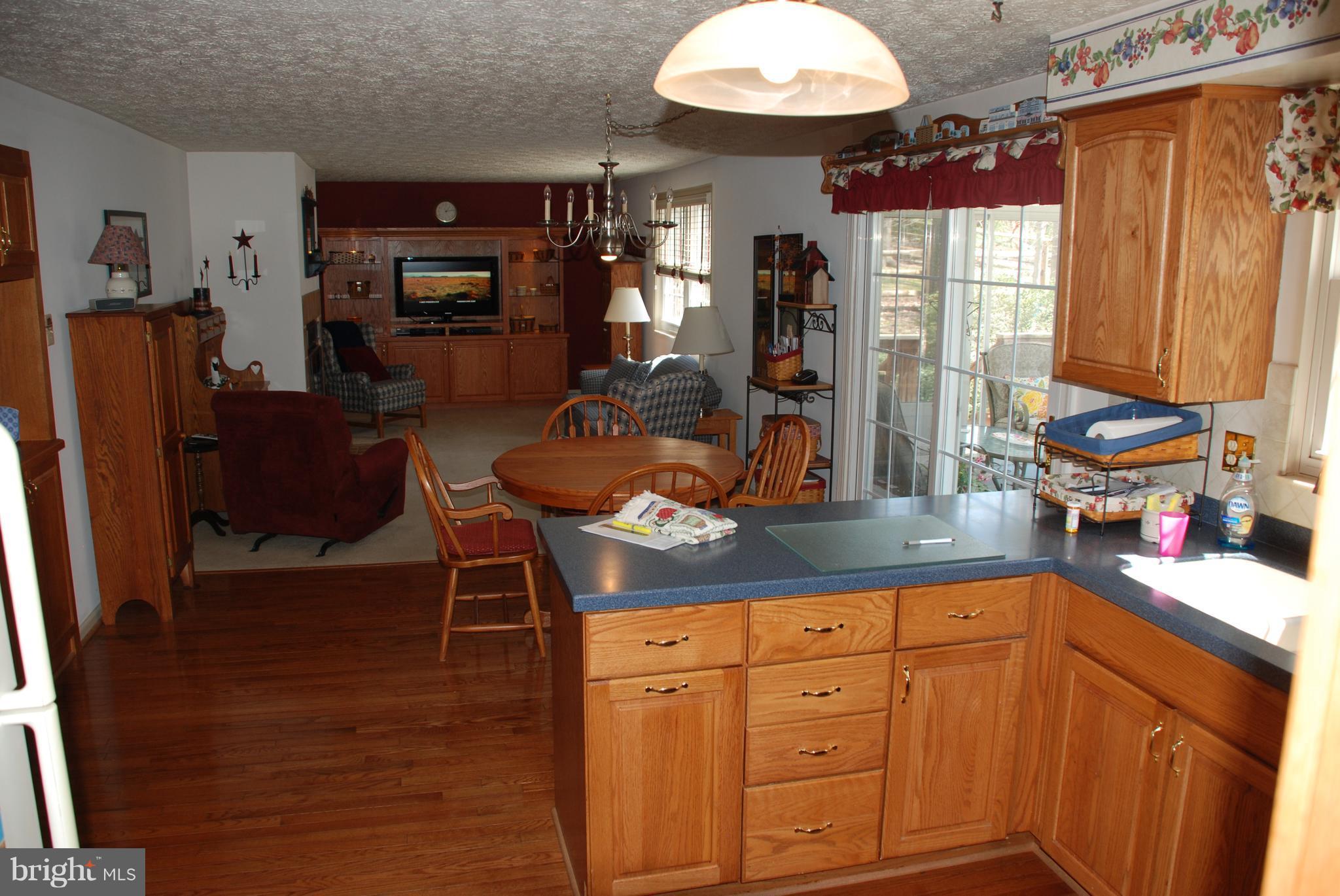 8343 Magic Leaf Road Springfield, VA 22153 - Photo 10 of 24 Kitchen