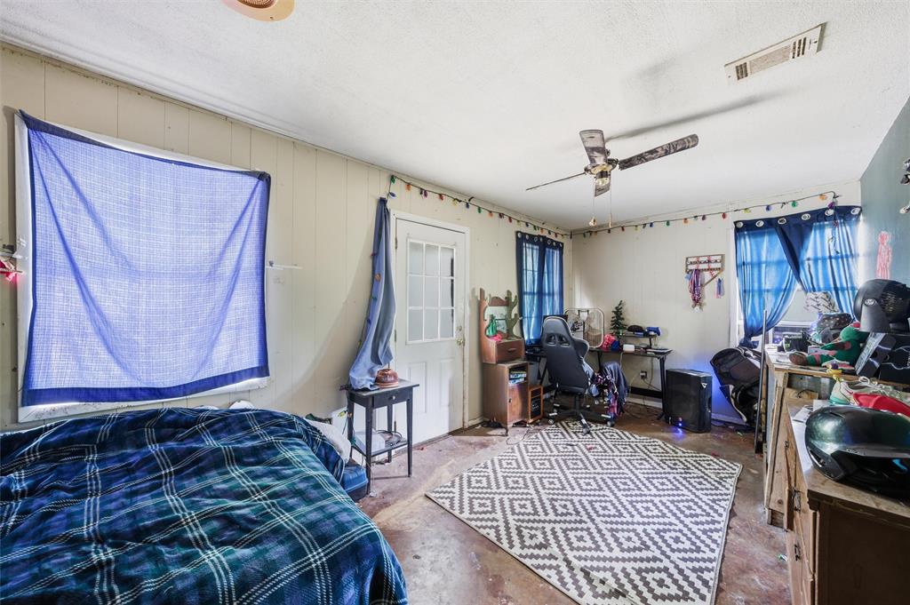 3122 Gun Club Road Temple, TX 76501 - Photo 15 of 22 a bedroom with furniture a bed and a window