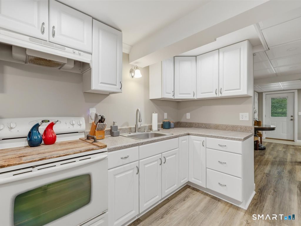 12 Wooding Road Wallingford, CT 06492 - Photo 20 of 40