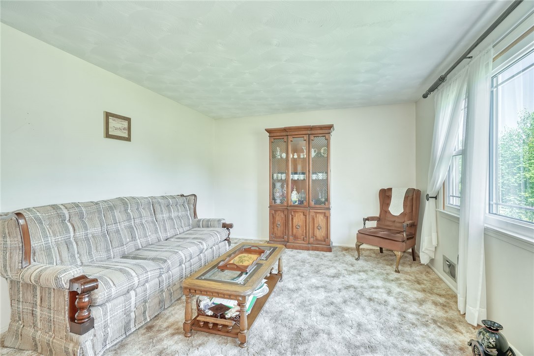 396 Bills Road Walworth, NY 14502 - Photo 7 of 43