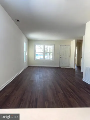 $2,000 | 735 West North Street, Dover, DE 19904