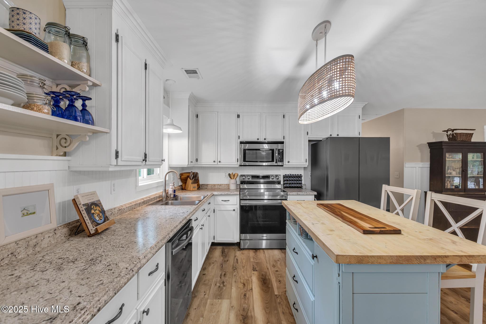 300 Sand Dollar Lane Hampstead, NC 28443 - Photo 16 of 51 425A7015