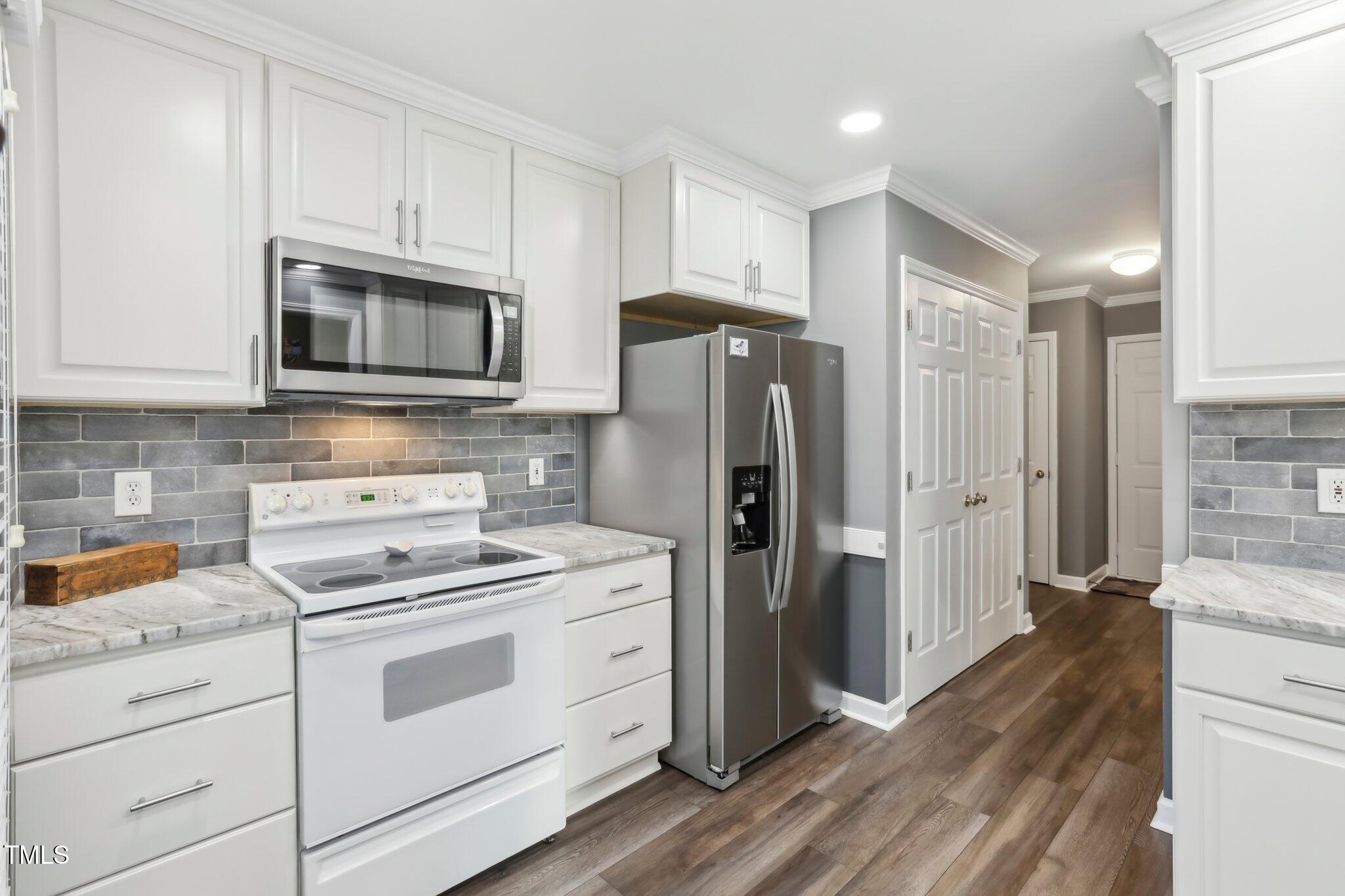3213 Leebrook Road Raleigh, NC 27616 - Photo 12 of 41 21-web-or-mls-Leebrook Rd-021