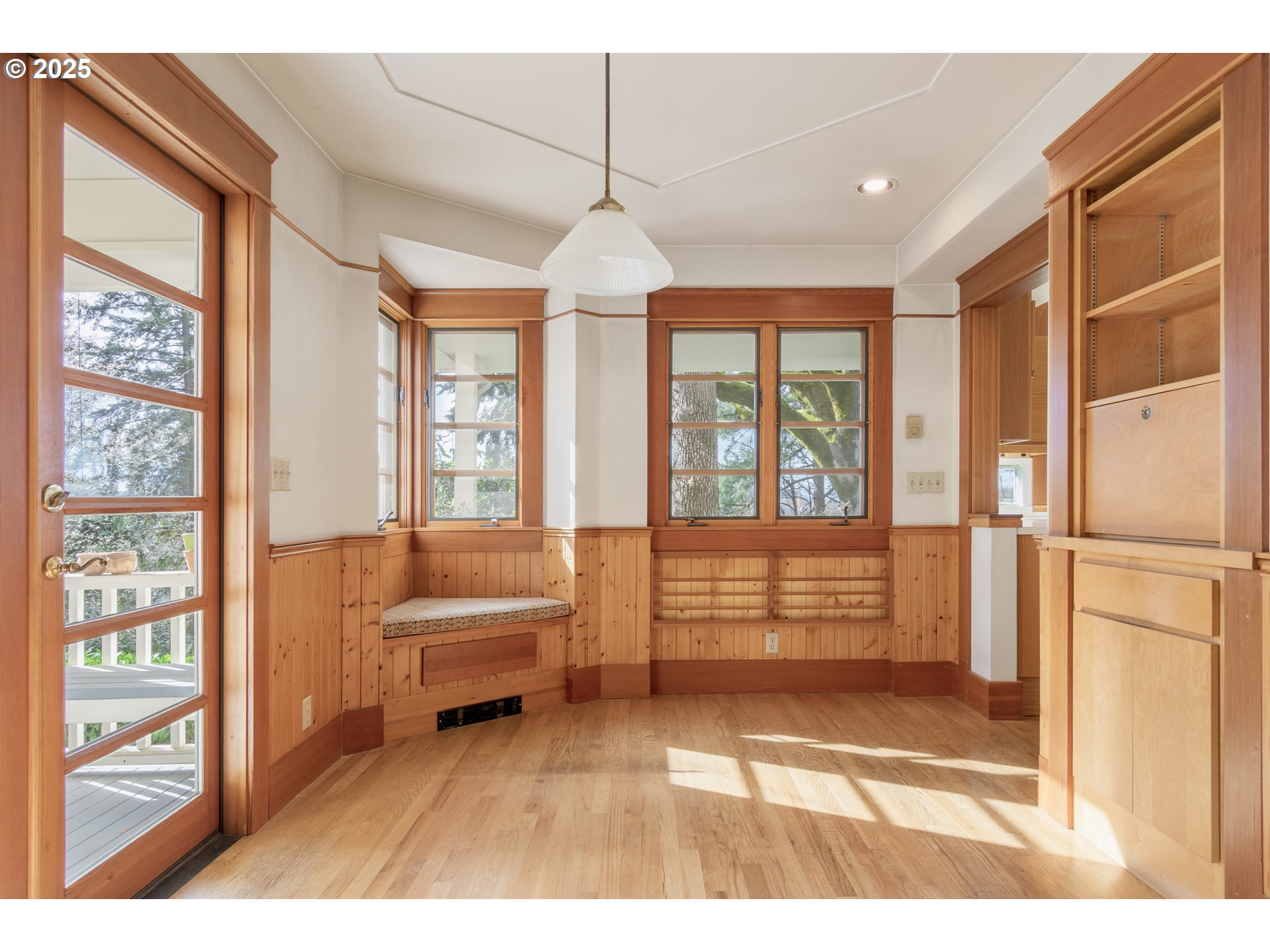 2288 Birch Lane Eugene, OR 97403 - Photo 18 of 48