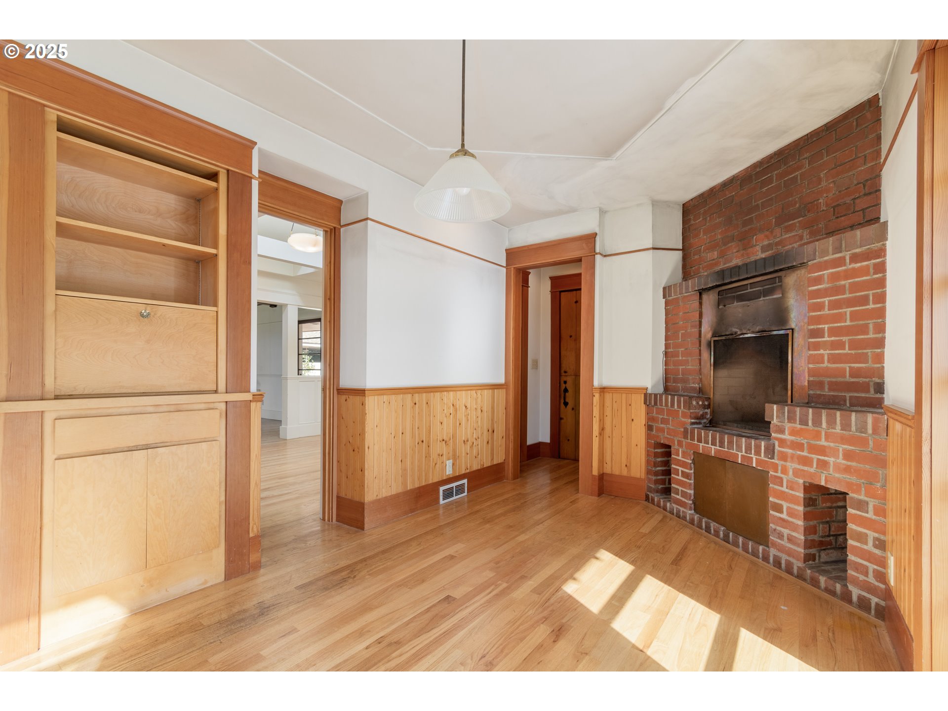 2288 Birch Lane Eugene, OR 97403 - Photo 19 of 48