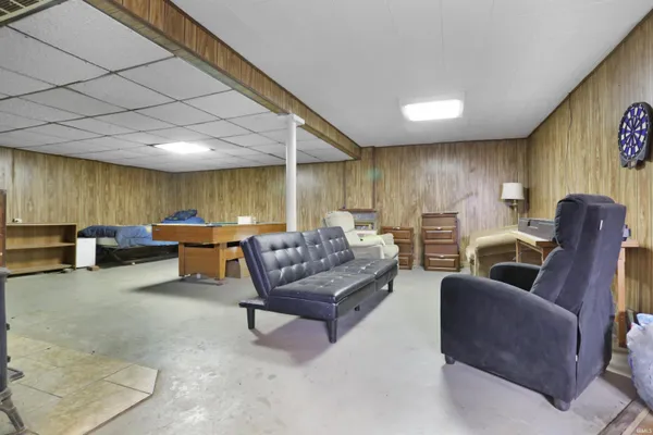 $210,000 | 1101 North Spring Street, Evansville, IN 47711