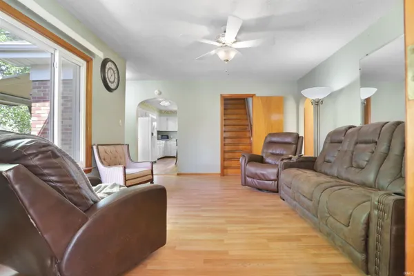 $210,000 | 1101 North Spring Street, Evansville, IN 47711