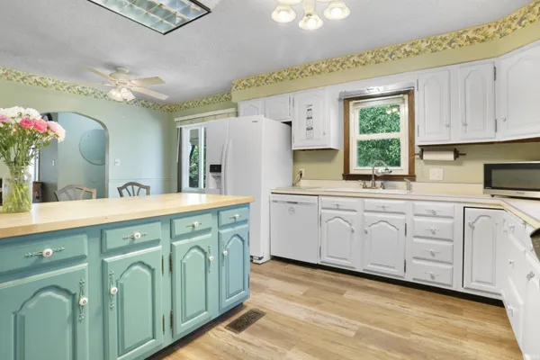 $210,000 | 1101 North Spring Street, Evansville, IN 47711