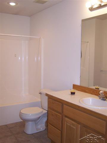 2595 West Seidlers Road Midland, MI 48642 - Photo 15 of 20 Gallery Image 15