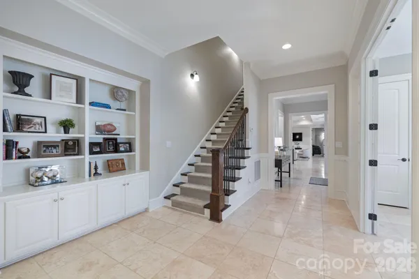 a view of entryway and hall