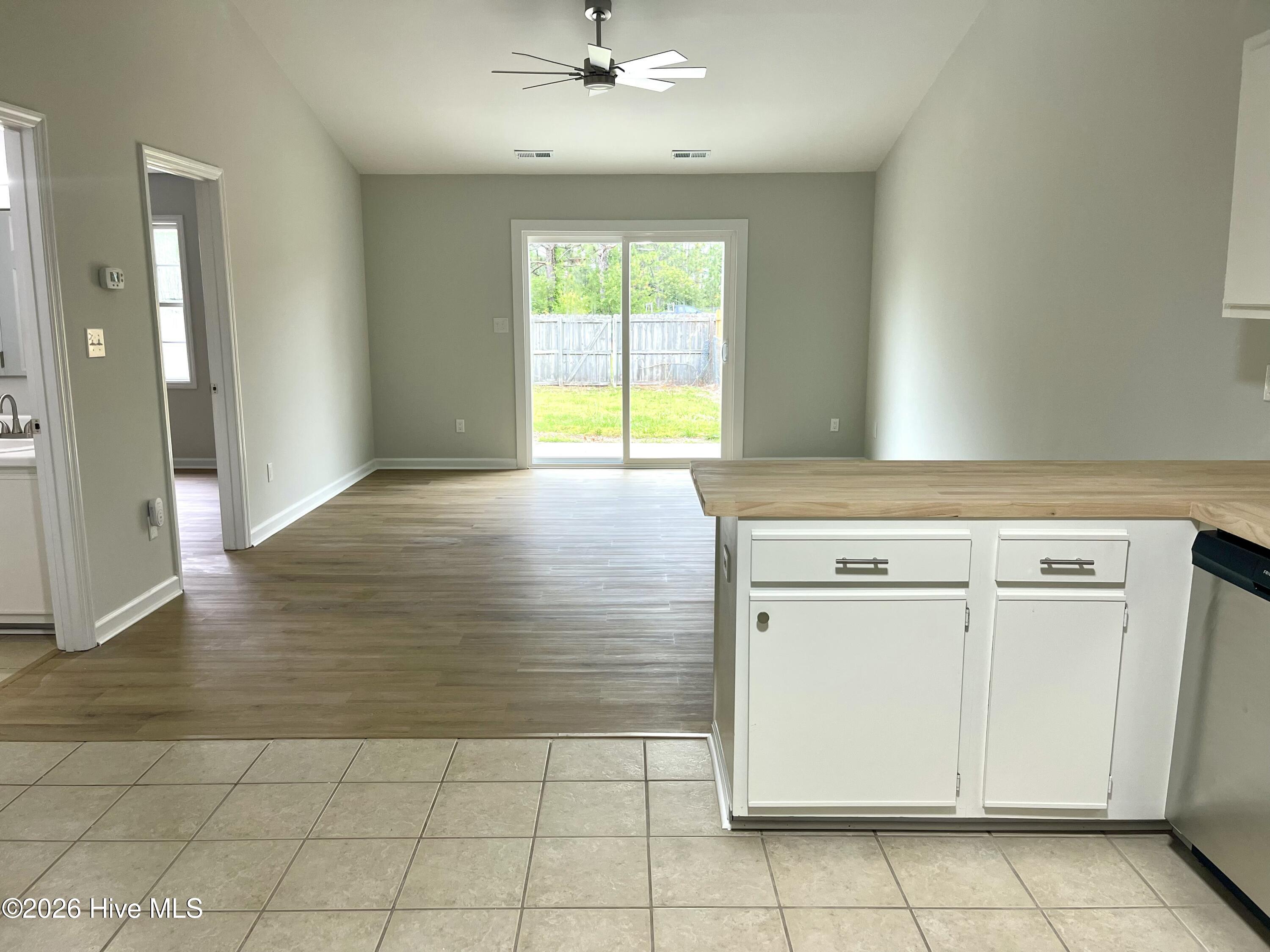 113 Charlton Road Hubert, NC 28539 - Photo 4 of 8