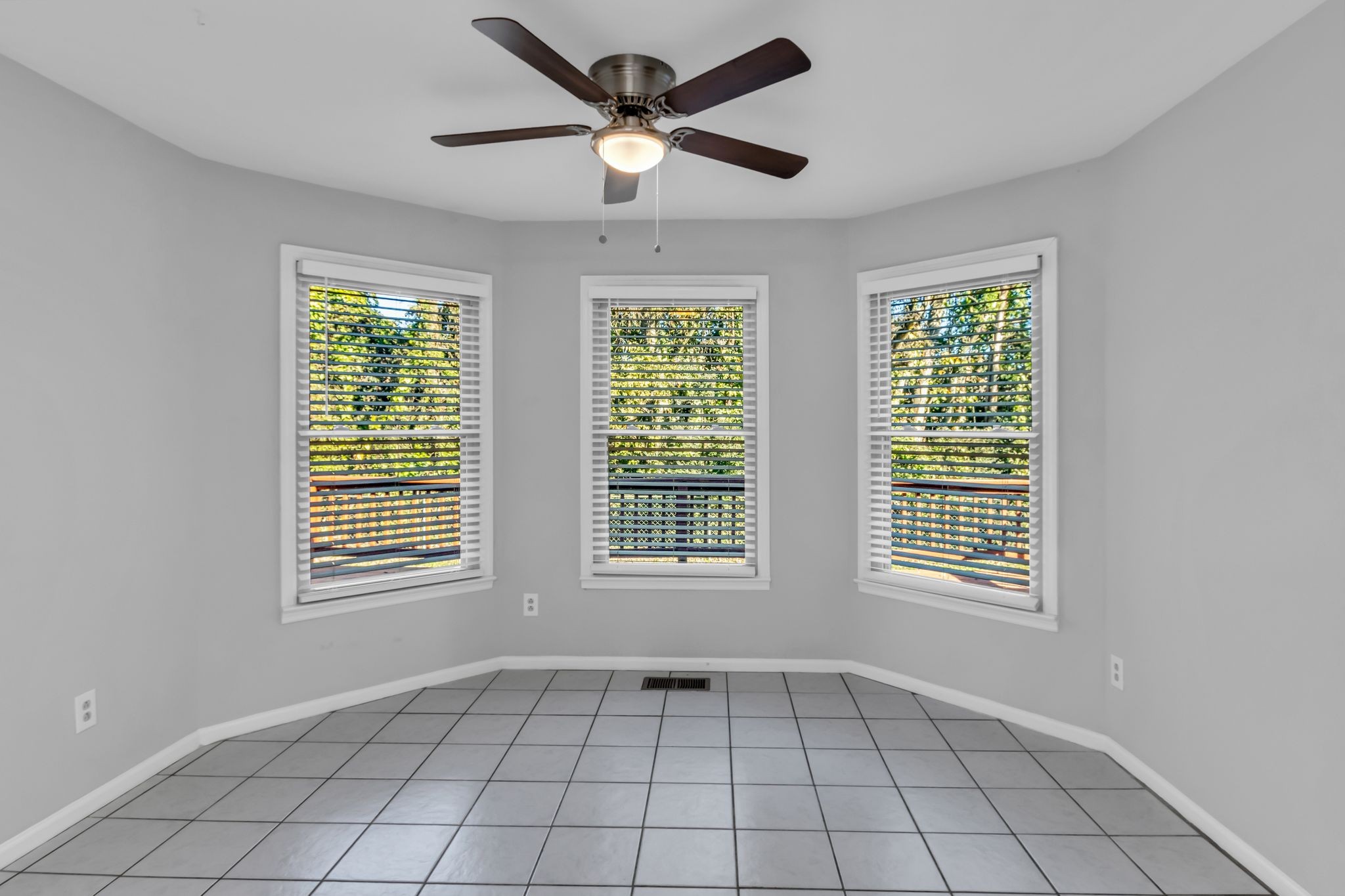 2560 Choctaw Trace Murfreesboro, TN 37129 - Photo 13 of 36 a view of an empty room with a window and a fan