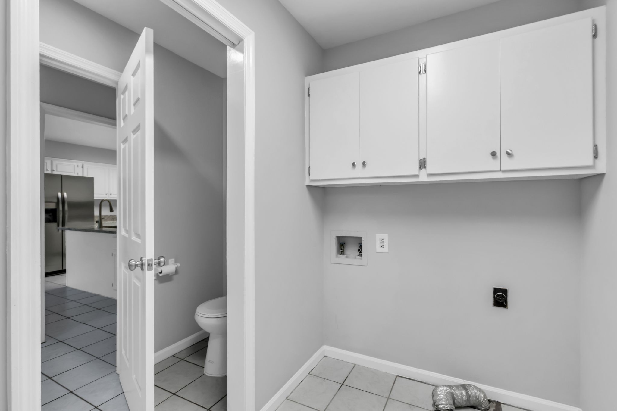 2560 Choctaw Trace Murfreesboro, TN 37129 - Photo 15 of 36 a view of an empty room and closet area