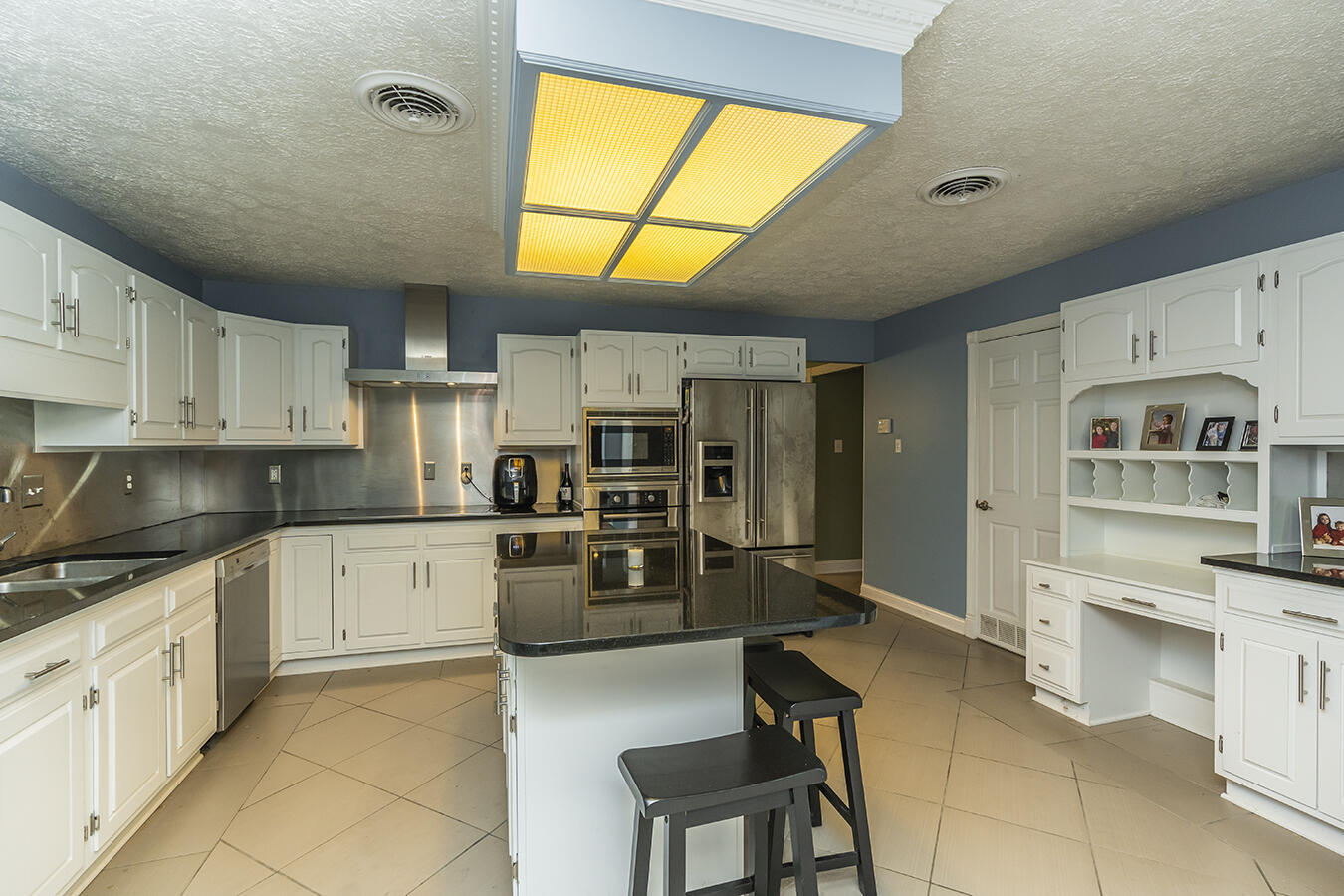 1485 Pine Meadow Road Lexington, KY 40504 - Photo 6 of 32 1485pinemeadow06