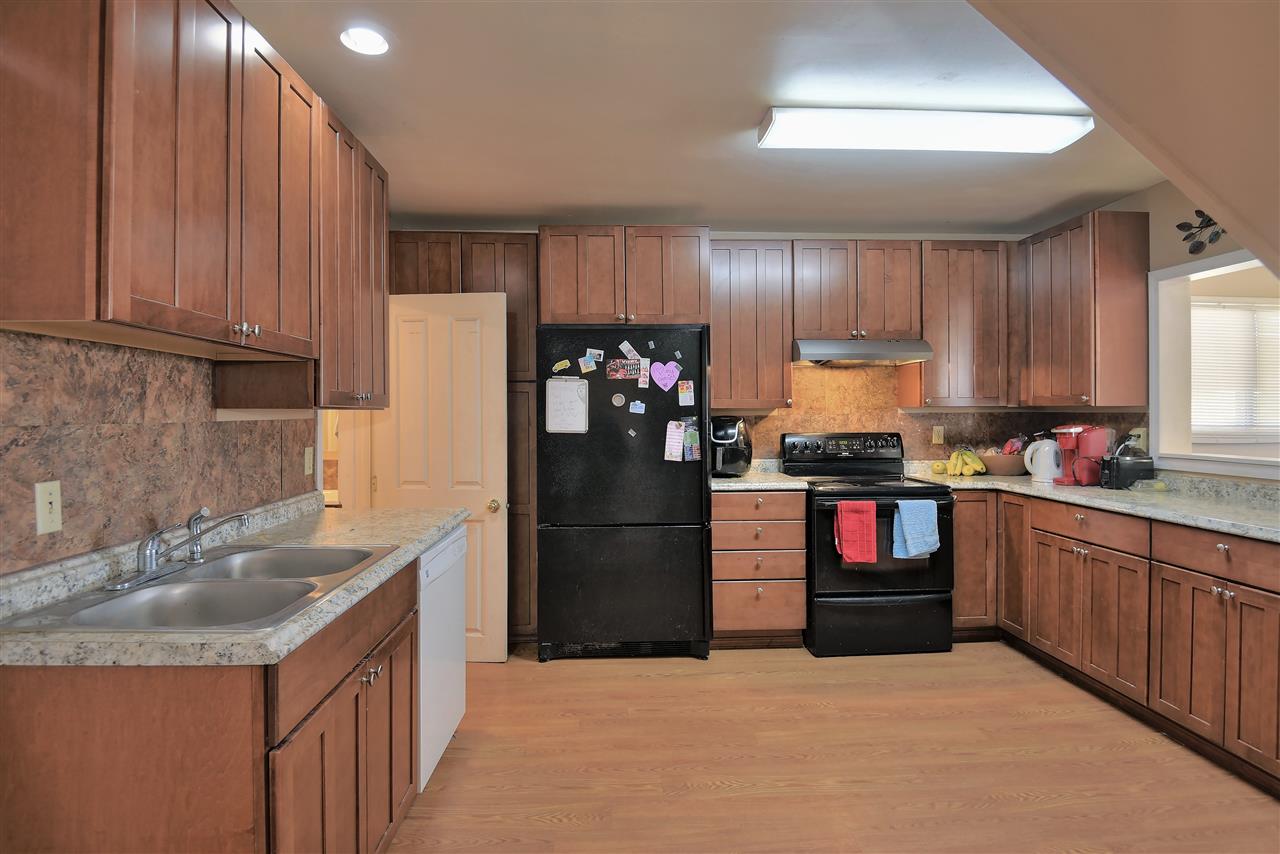 414 3rd Street Cheney, WA 99004 - Photo 5 of 20