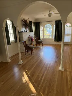 $4,000 | 1731 Winona Boulevard, Hollywood, CA 90027